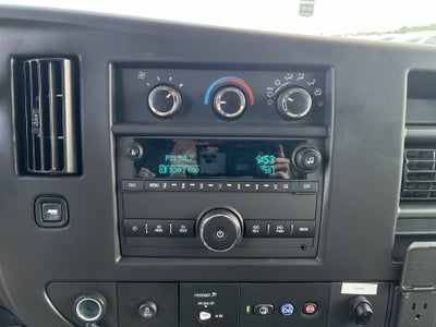 2025 GMC Savana Cutaway 3500 1WT