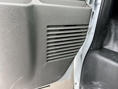 2025 GMC Savana Cutaway 3500 1WT