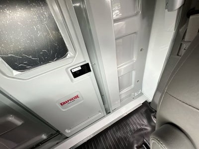 2025 GMC Savana Cutaway 3500 1WT