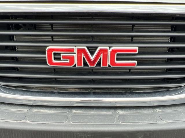 2025 GMC Savana Cutaway 3500 1WT