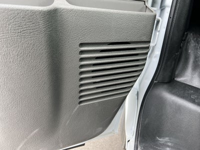 2025 GMC Savana Cutaway 3500 1WT