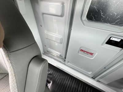 2025 GMC Savana Cutaway 3500 1WT