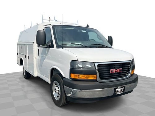2025 GMC Savana Cutaway 3500 1WT