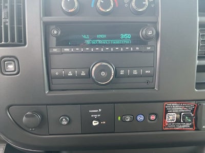 2025 GMC Savana Cutaway 3500 1WT