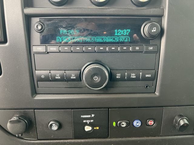 2020 GMC Savana Cutaway 3500 Work Van