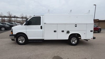 2020 GMC Savana Cutaway 3500 Work Van