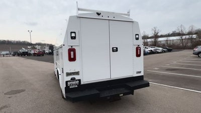 2020 GMC Savana Cutaway 3500 Work Van