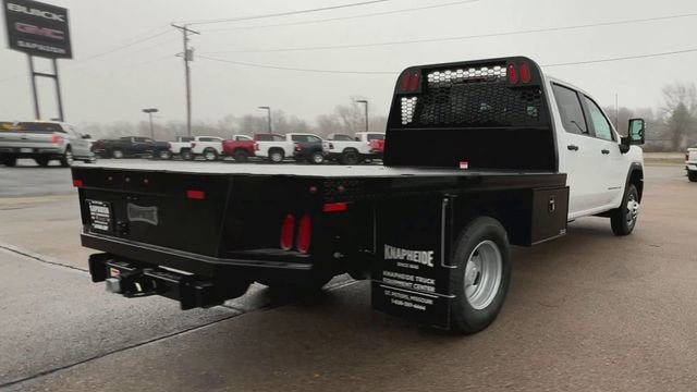 2026 GMC Sierra 3500 HD Chassis Cab Pro