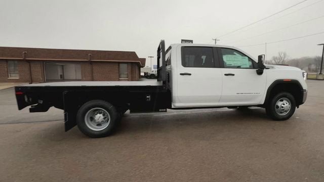2026 GMC Sierra 3500 HD Chassis Cab Pro