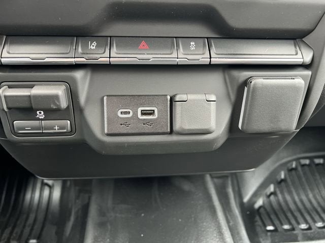 2025 GMC Sierra 3500 HD Chassis Cab Pro