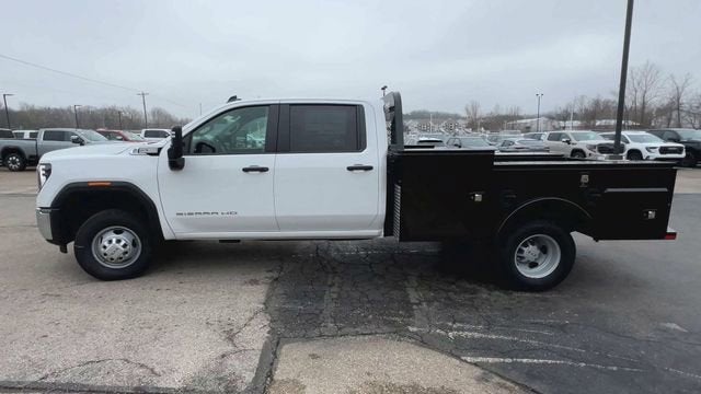 2025 GMC Sierra 3500 HD Chassis Cab Pro