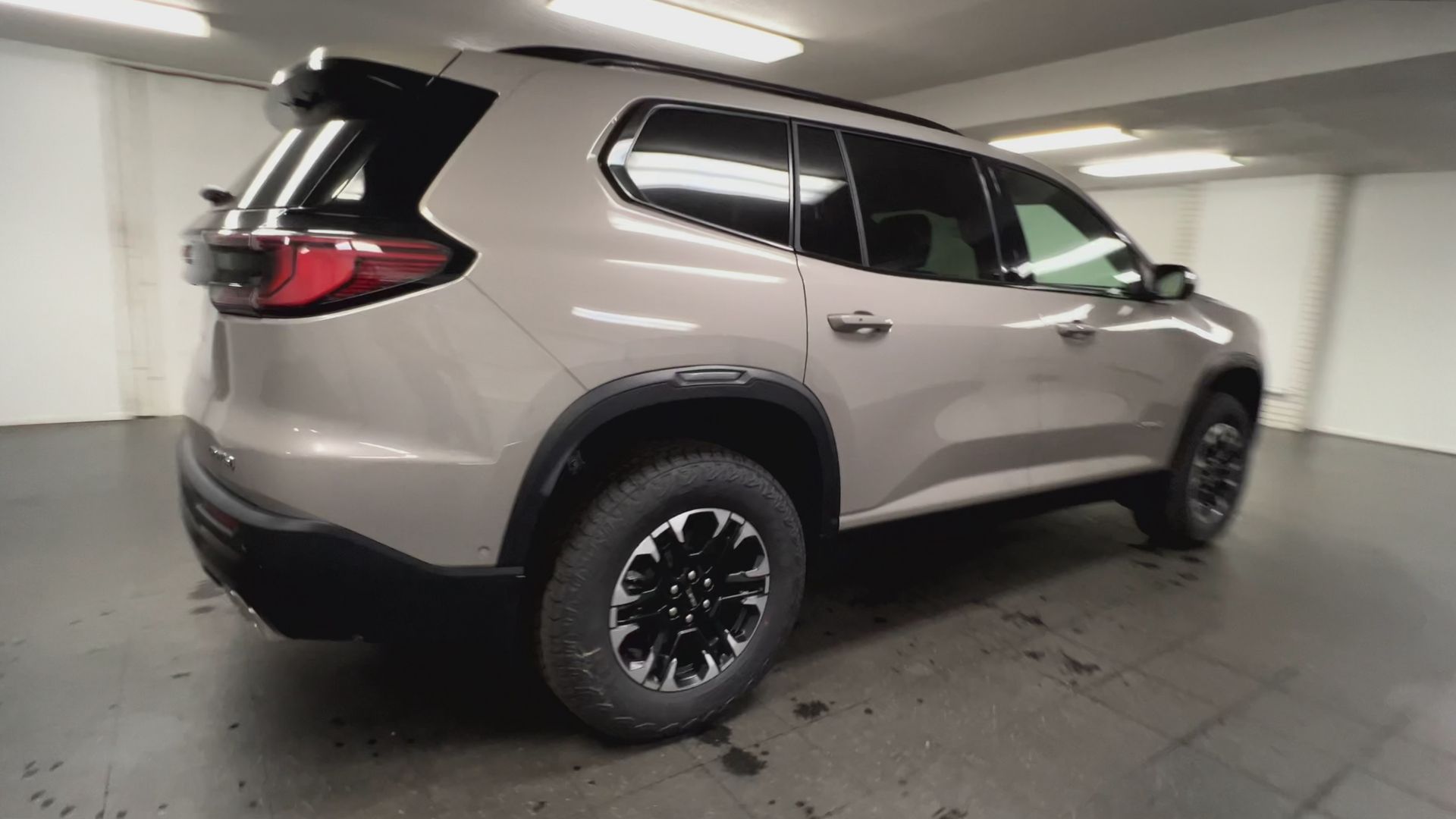 2027 GMC Acadia AT4