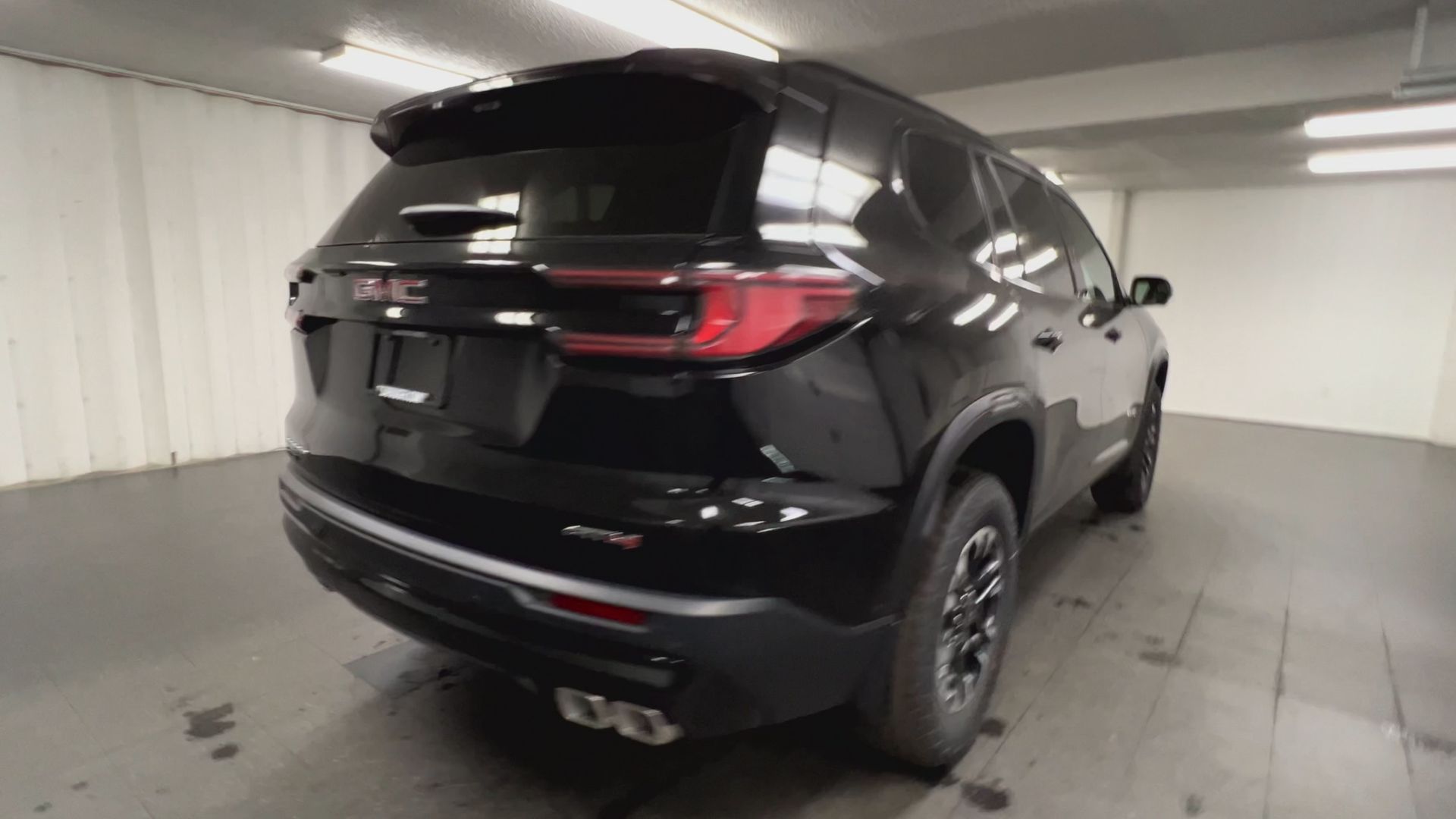 2027 GMC Acadia AT4