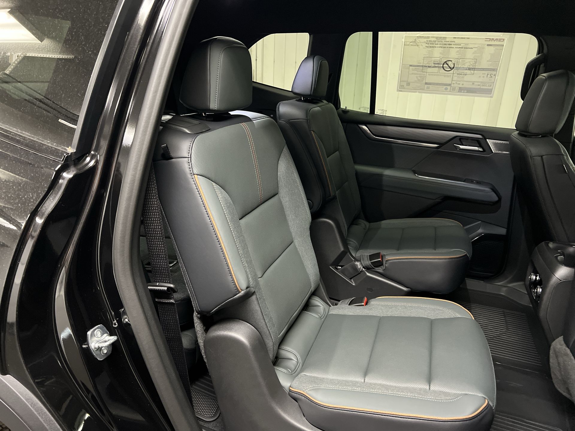 2027 GMC Acadia AT4