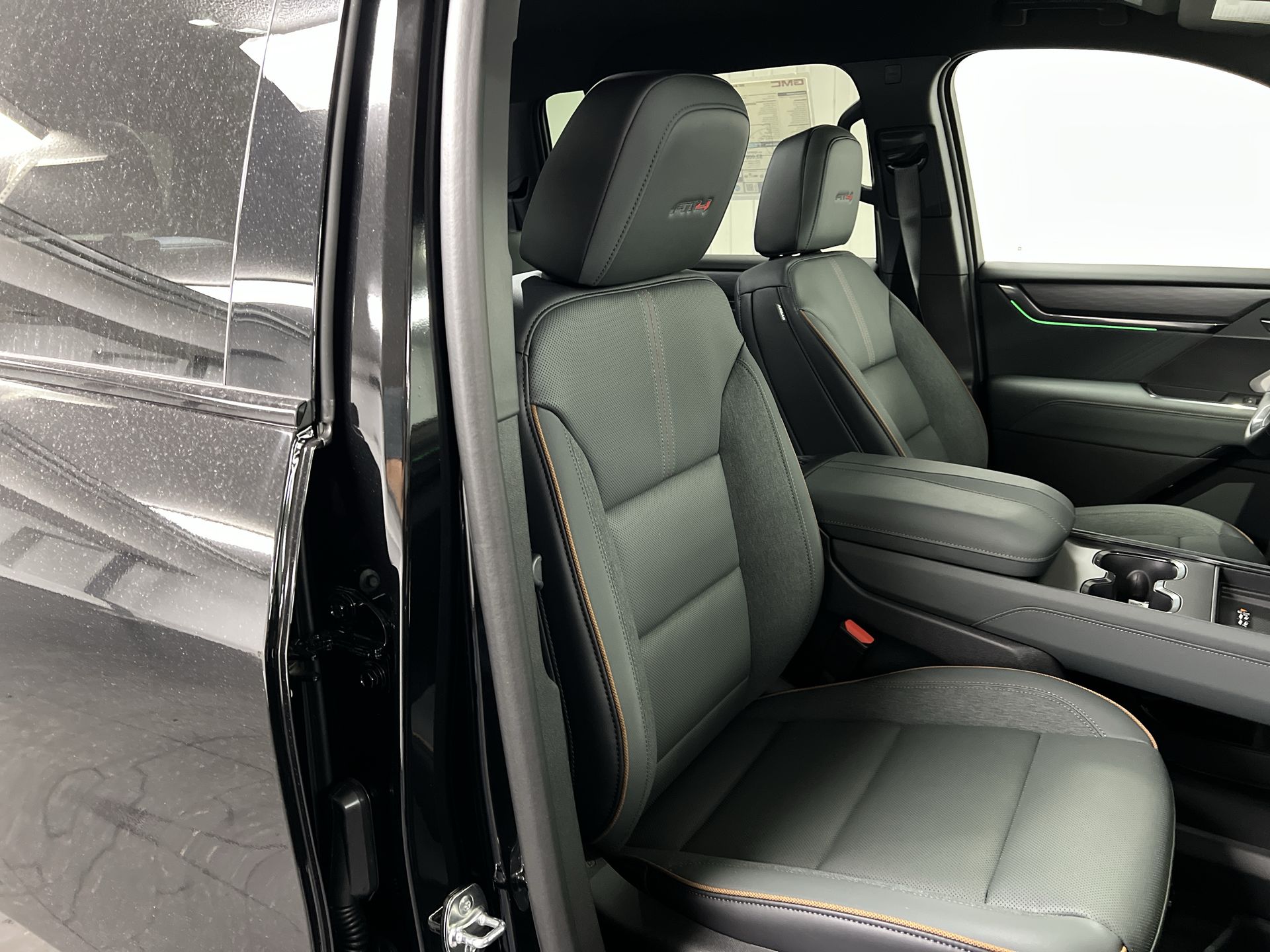 2027 GMC Acadia AT4