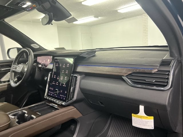2027 GMC Acadia Denali Ultimate