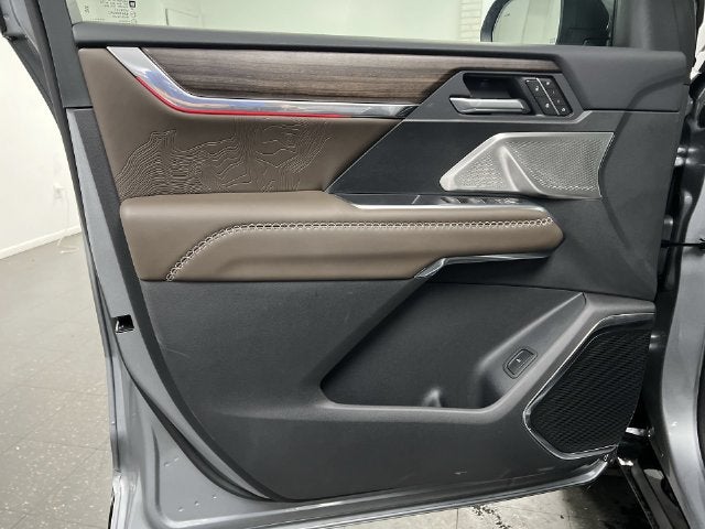 2027 GMC Acadia Denali Ultimate