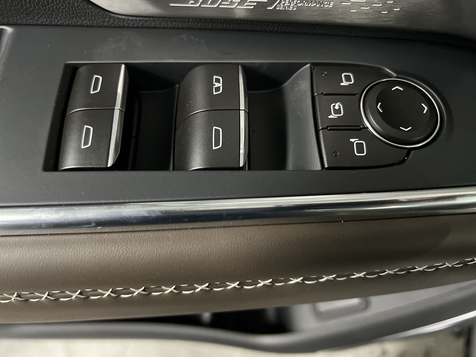2027 GMC Acadia Denali Ultimate
