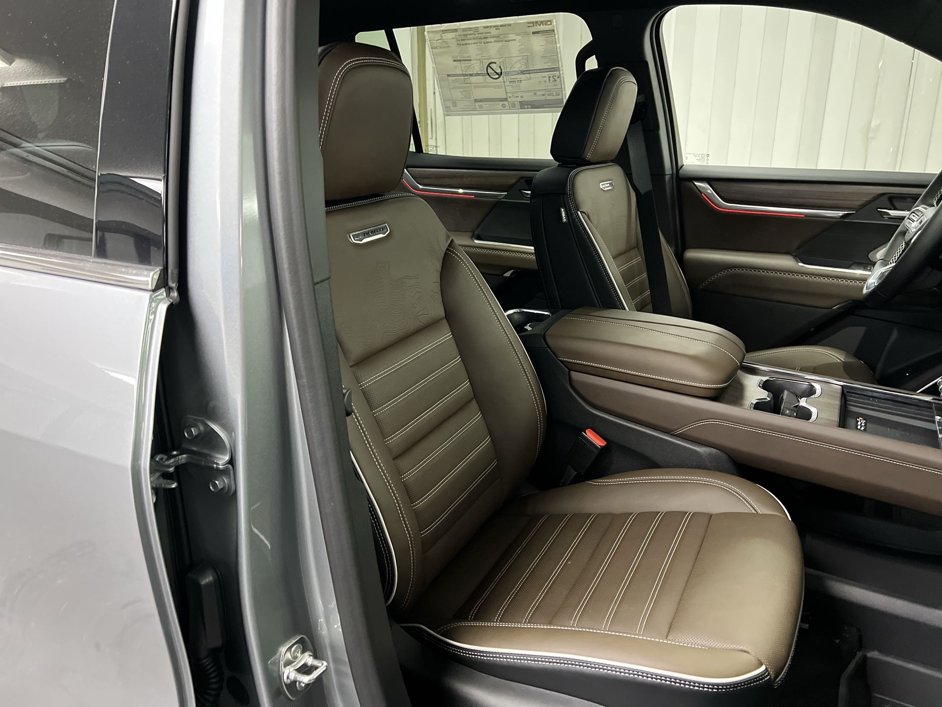 2027 GMC Acadia Denali Ultimate