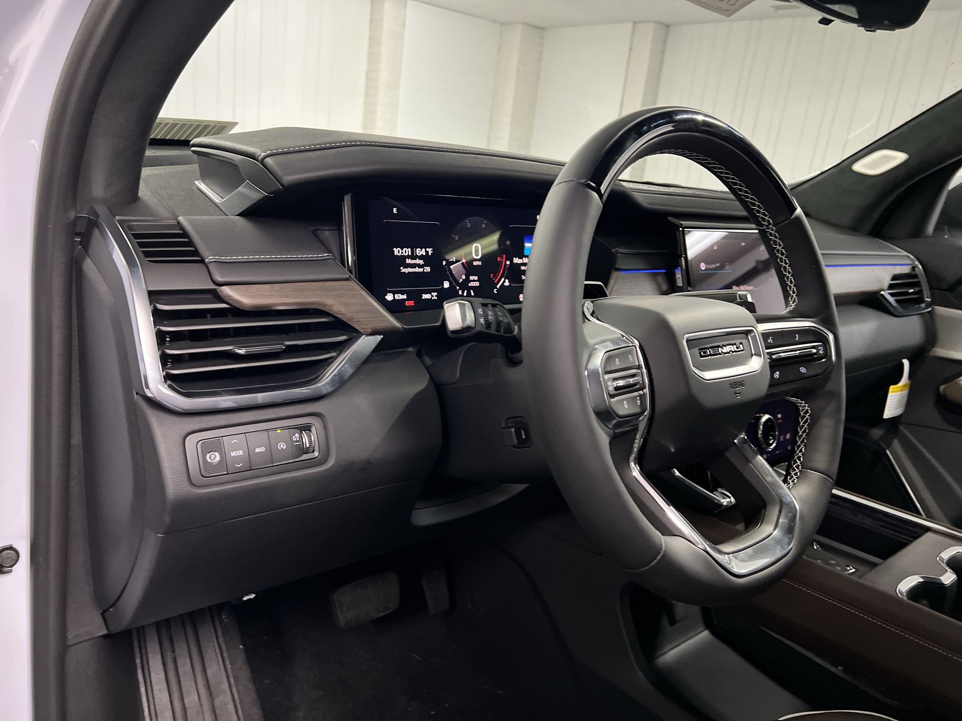 2027 GMC Acadia Denali Ultimate