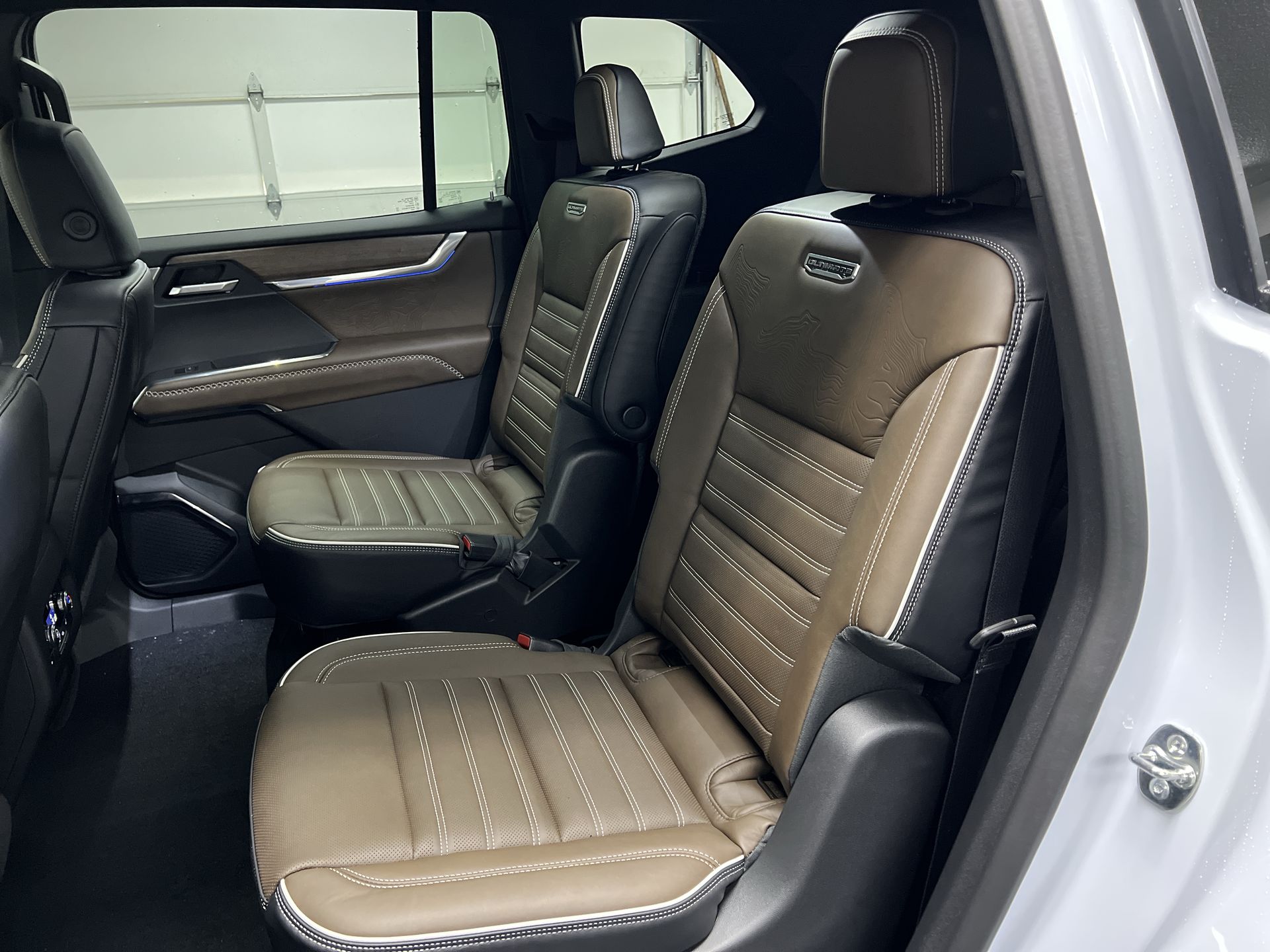 2027 GMC Acadia Denali Ultimate