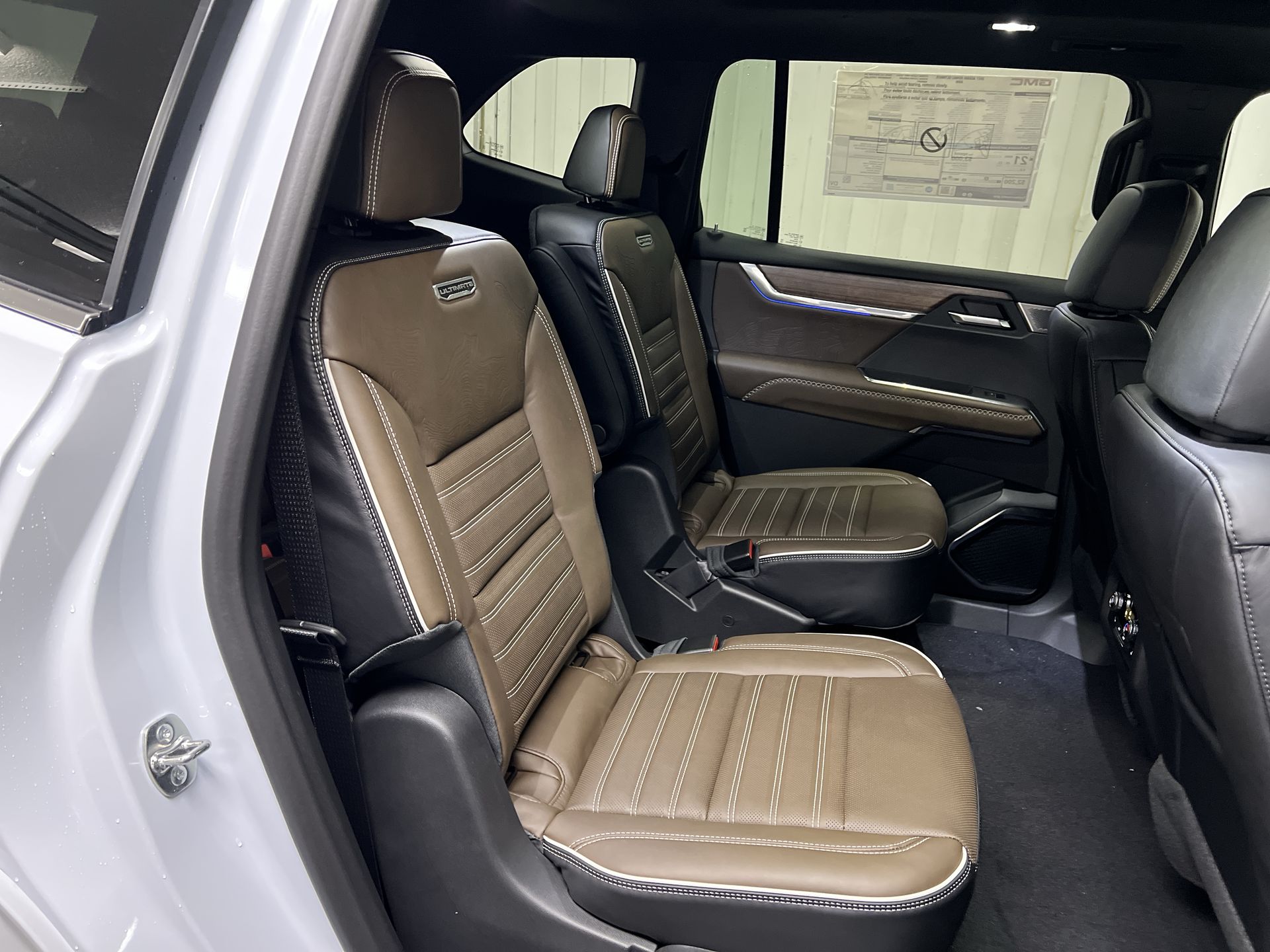 2027 GMC Acadia Denali Ultimate