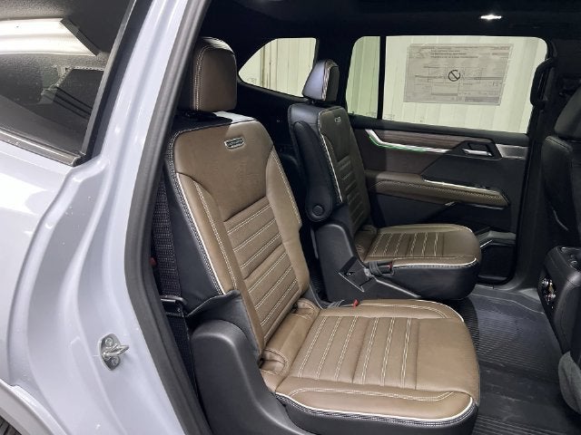 2027 GMC Acadia Denali Ultimate