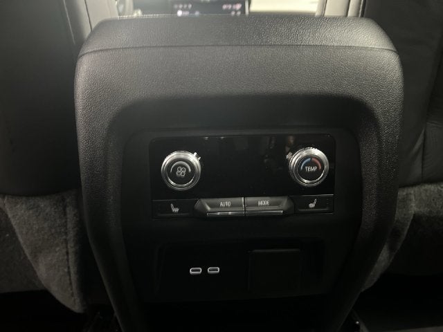 2027 GMC Acadia Denali Ultimate