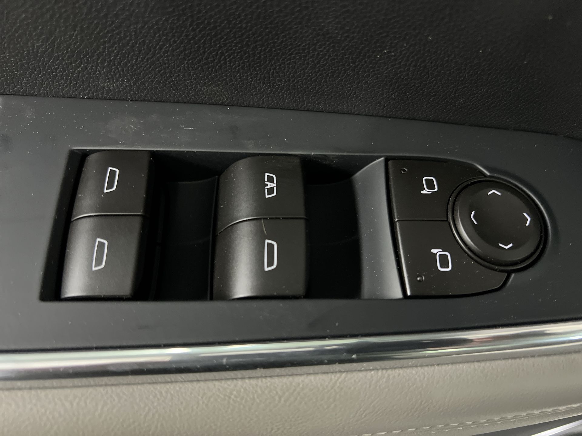 2026 GMC Acadia Elevation - Photo 59