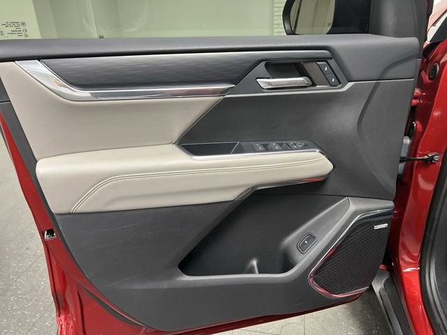 2024 GMC Acadia Elevation