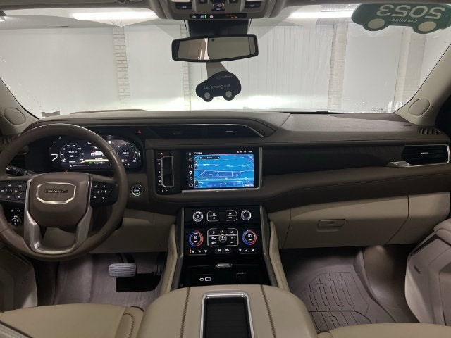 2023 GMC Yukon Denali - Photo 21