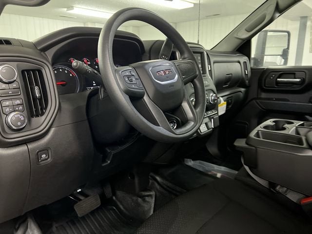 2025 GMC Sierra 3500 HD Pro