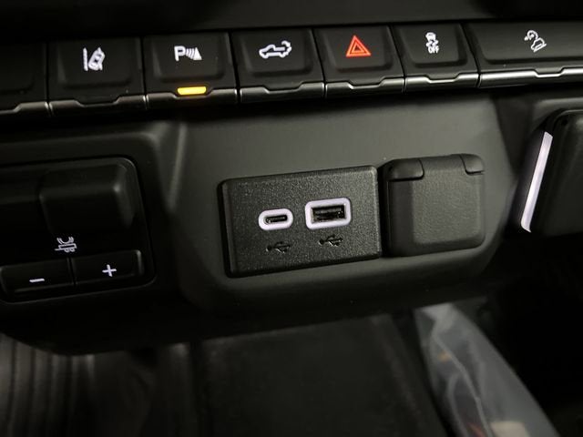 2025 GMC Sierra 3500 HD Pro