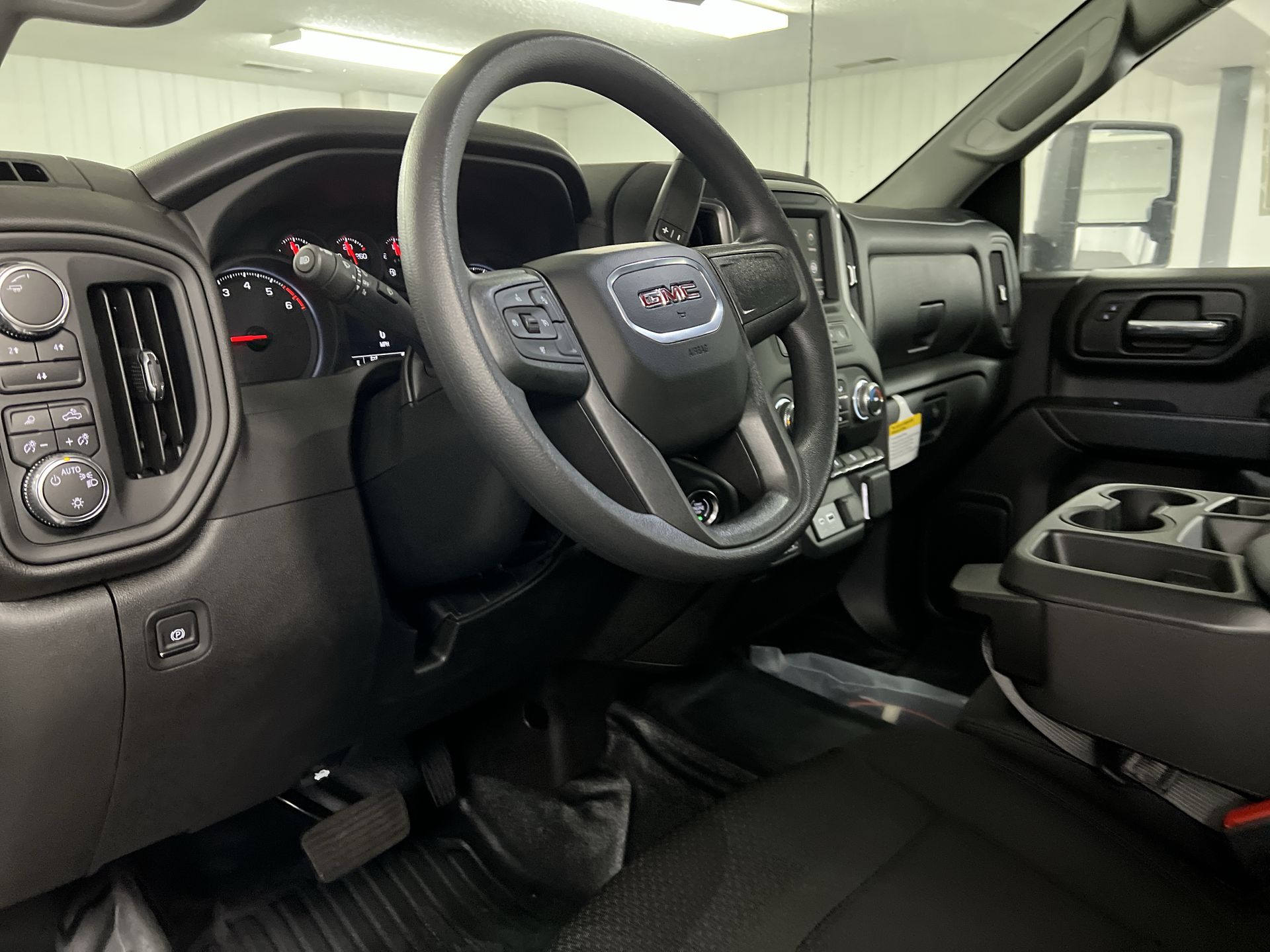 2025 GMC Sierra 3500 HD Pro