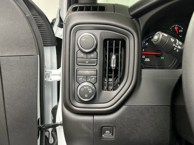 2025 GMC Sierra 3500 HD Pro