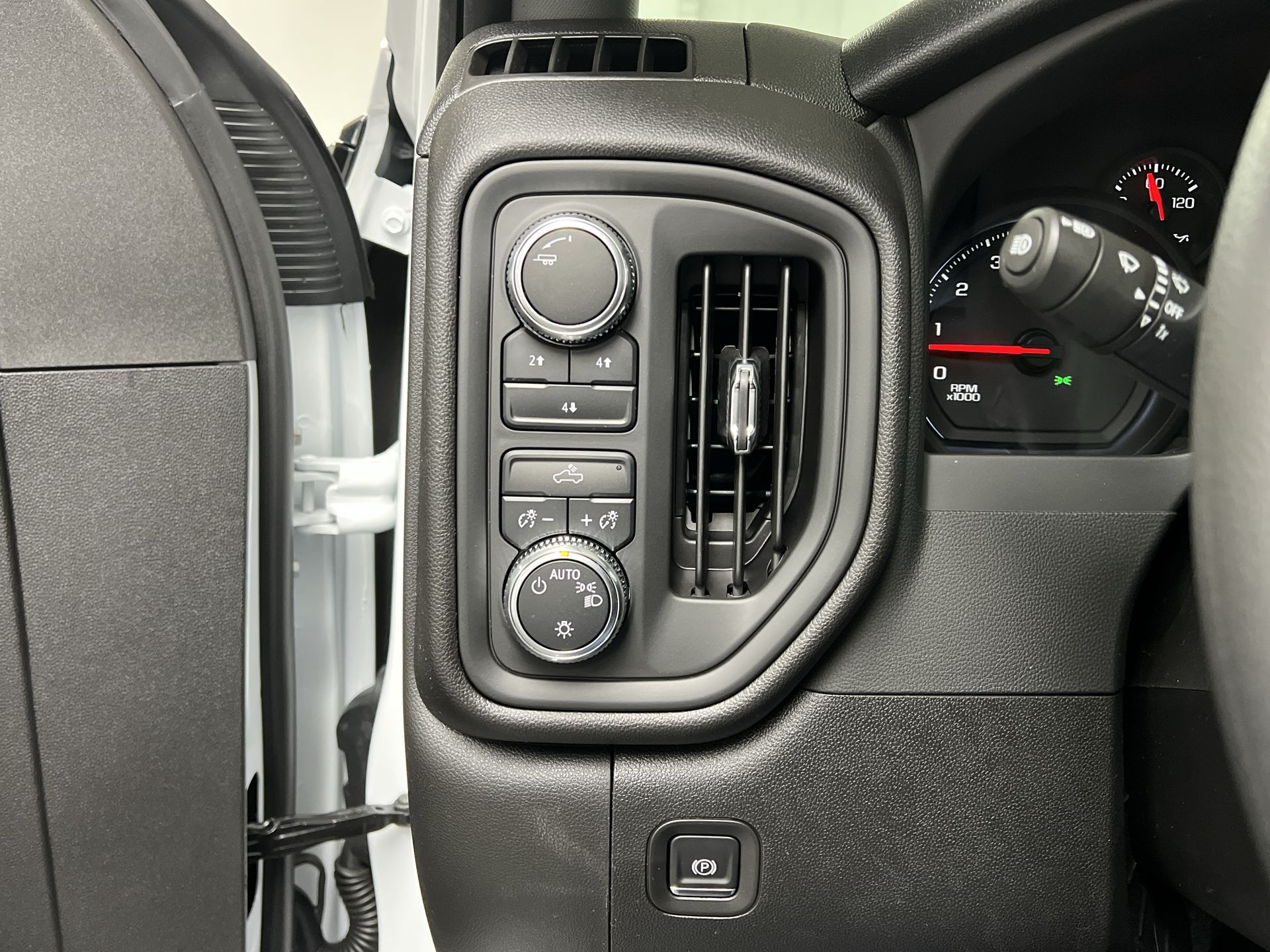 2025 GMC Sierra 3500 HD Pro