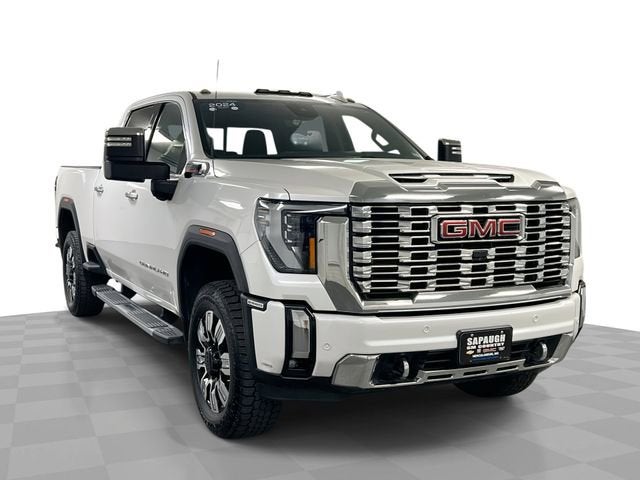 2024 GMC Sierra 4WD Crew Cab Standard Box Denali's photo