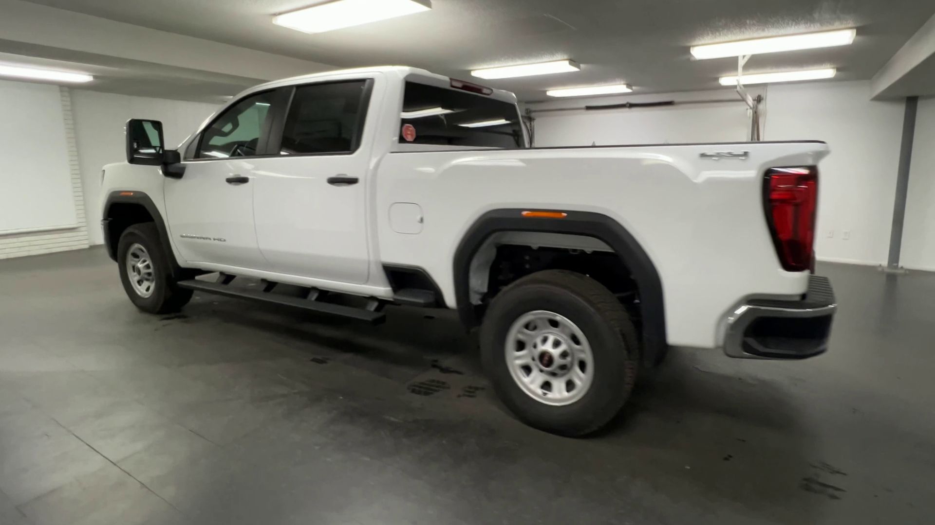 2025 GMC Sierra 2500 HD Pro