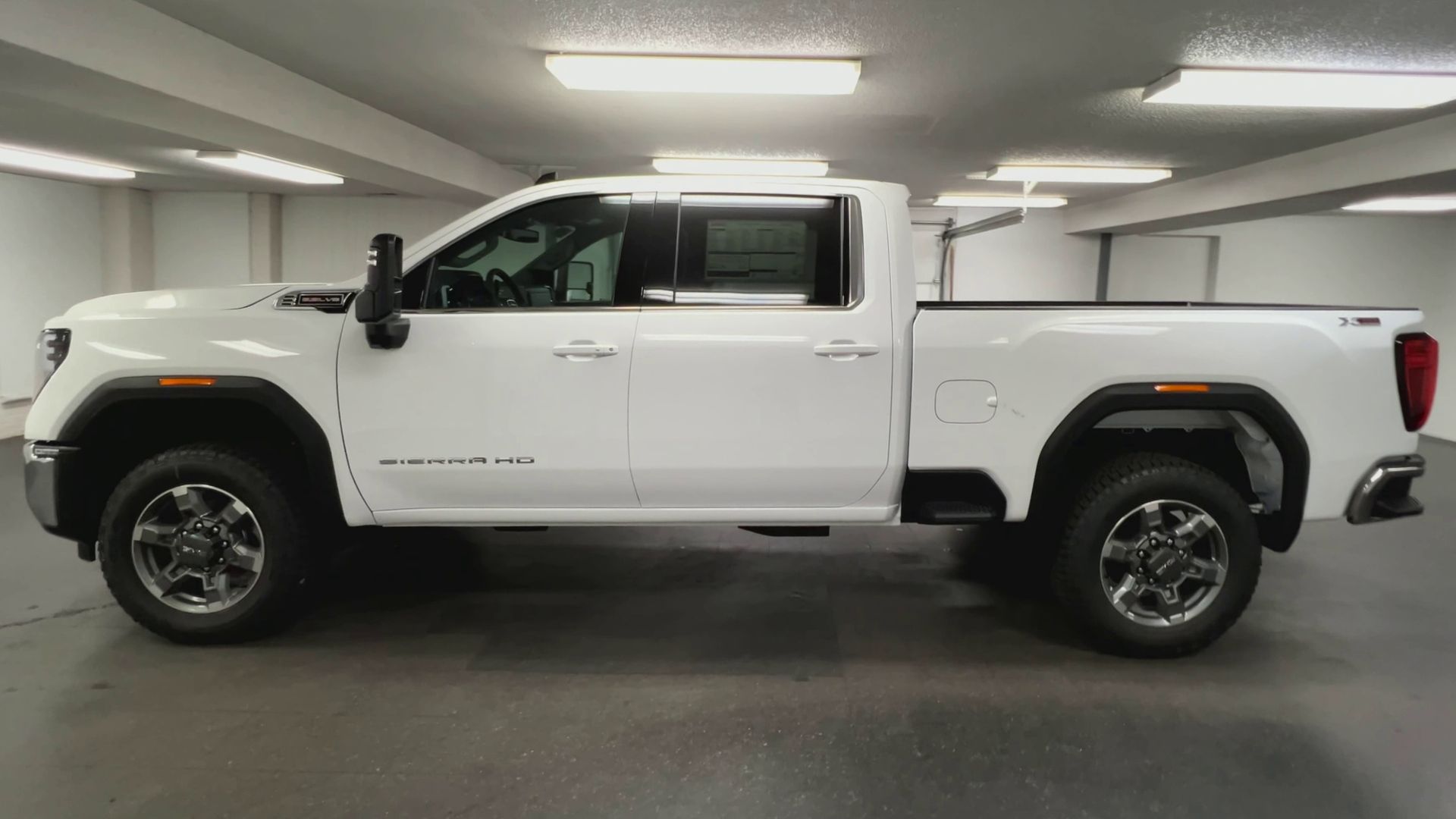 2026 GMC Sierra 2500 HD SLE