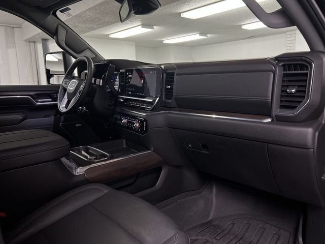 2025 GMC Sierra 2500 HD SLT