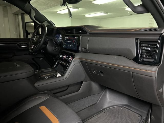 2025 GMC Sierra 2500HD AT4 - Photo 30