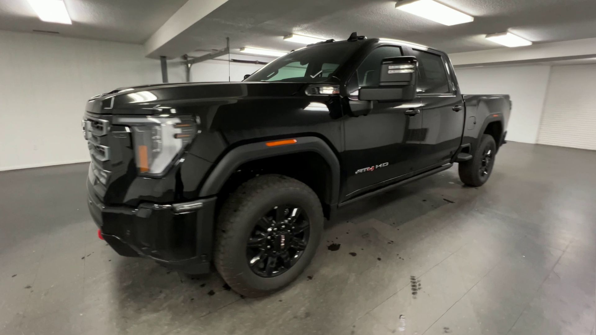 2025 GMC Sierra 2500 HD AT4