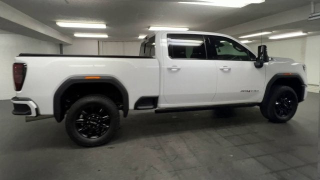 2025 GMC Sierra 2500HD AT4 - Photo 9