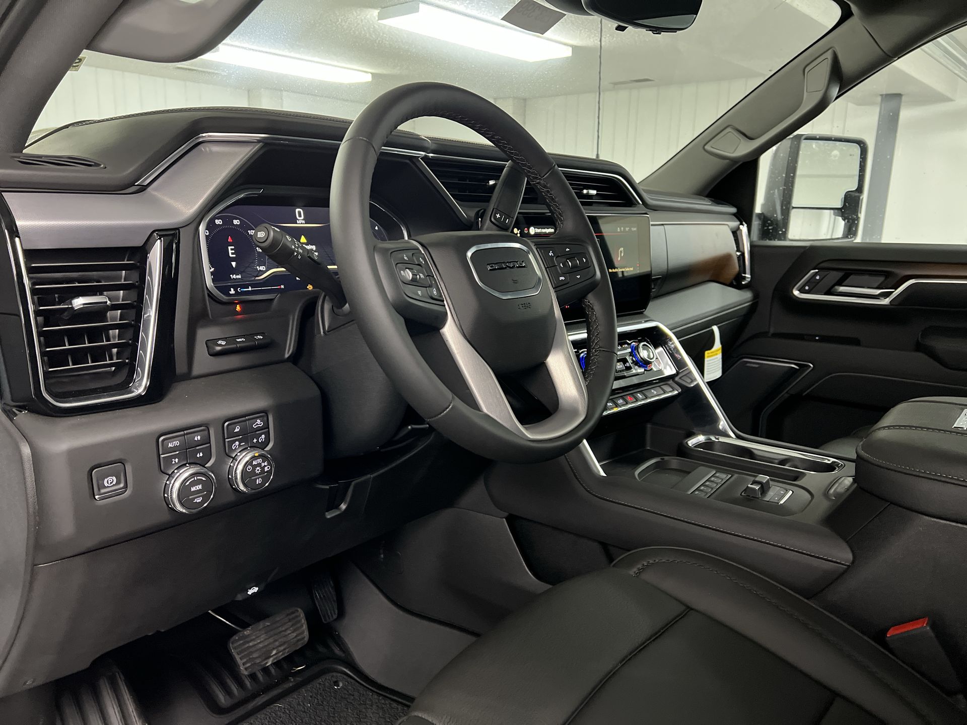 2025 GMC Sierra 2500 HD Denali