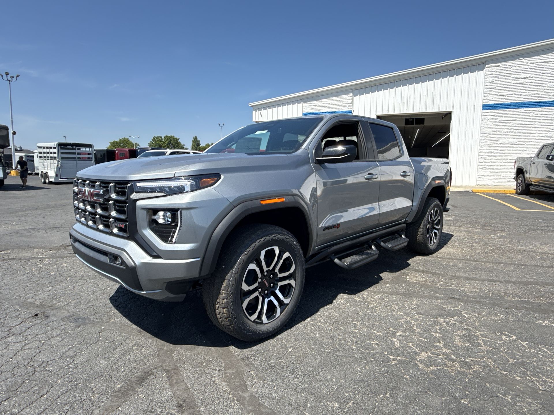 2025 GMC Canyon AT4