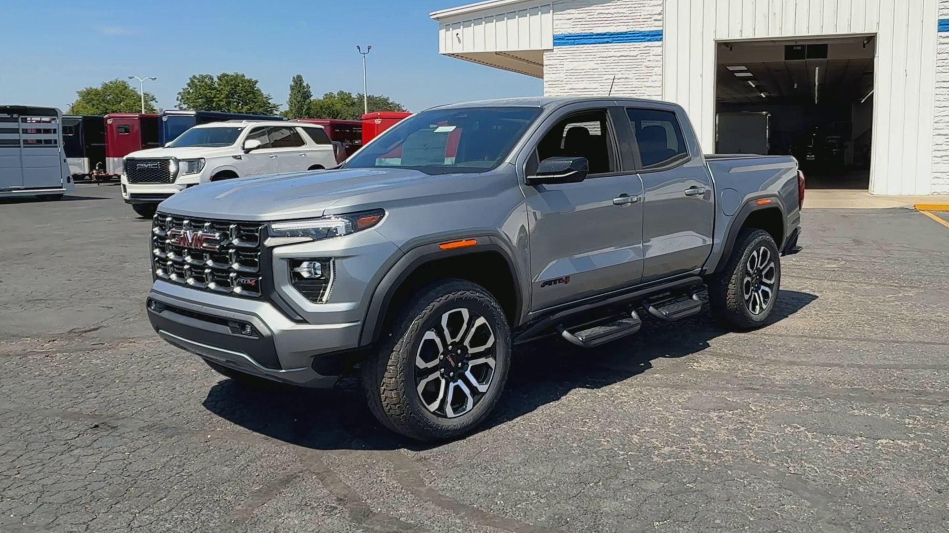2025 GMC Canyon AT4