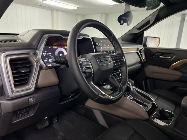 2025 GMC Canyon Denali