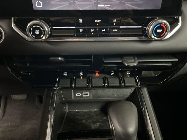 2024 GMC Canyon Elevation