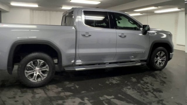2025 GMC Sierra 1500 SLE