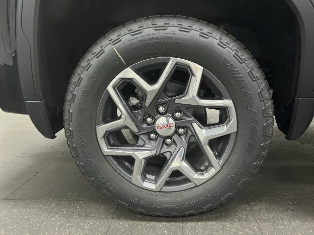 2026 GMC Sierra 1500 SLT - Photo 33
